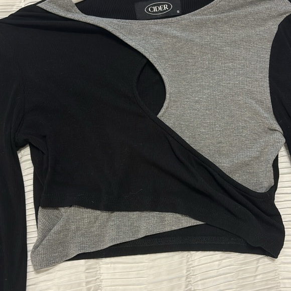 Cider cropped long sleeve top - Picture 4 of 5
